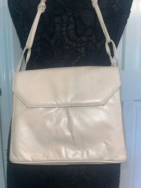 Vintage bottega Veneta Cream Leather Shoulder Bag
